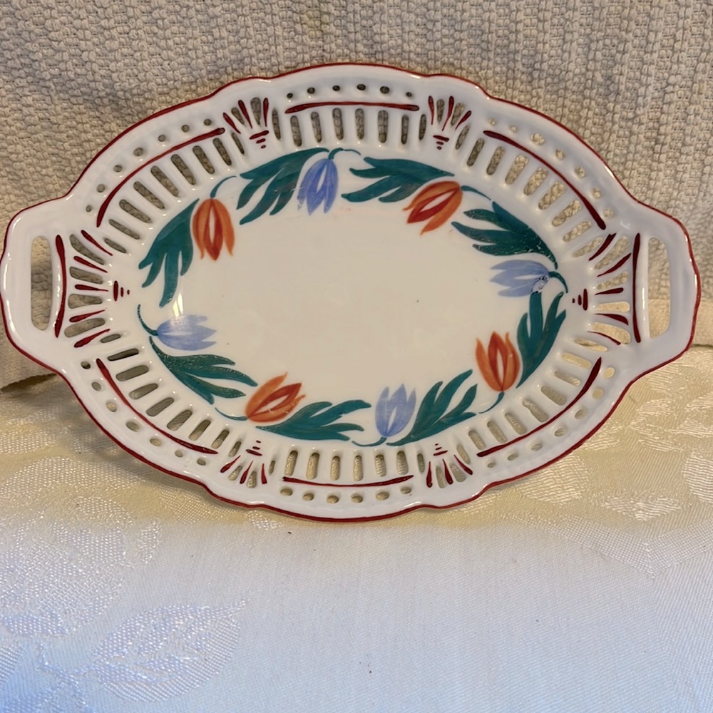 Vintage Schwarzenhammer Reticulated Floral Design Dish with Lustre Finish